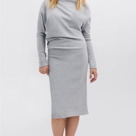 MARELLA Asymmetrical Light Gray Dress - Picture 1 of 7